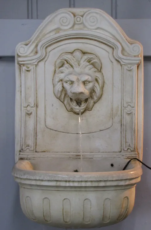 Faraway Garden Wall Fountain with Lion