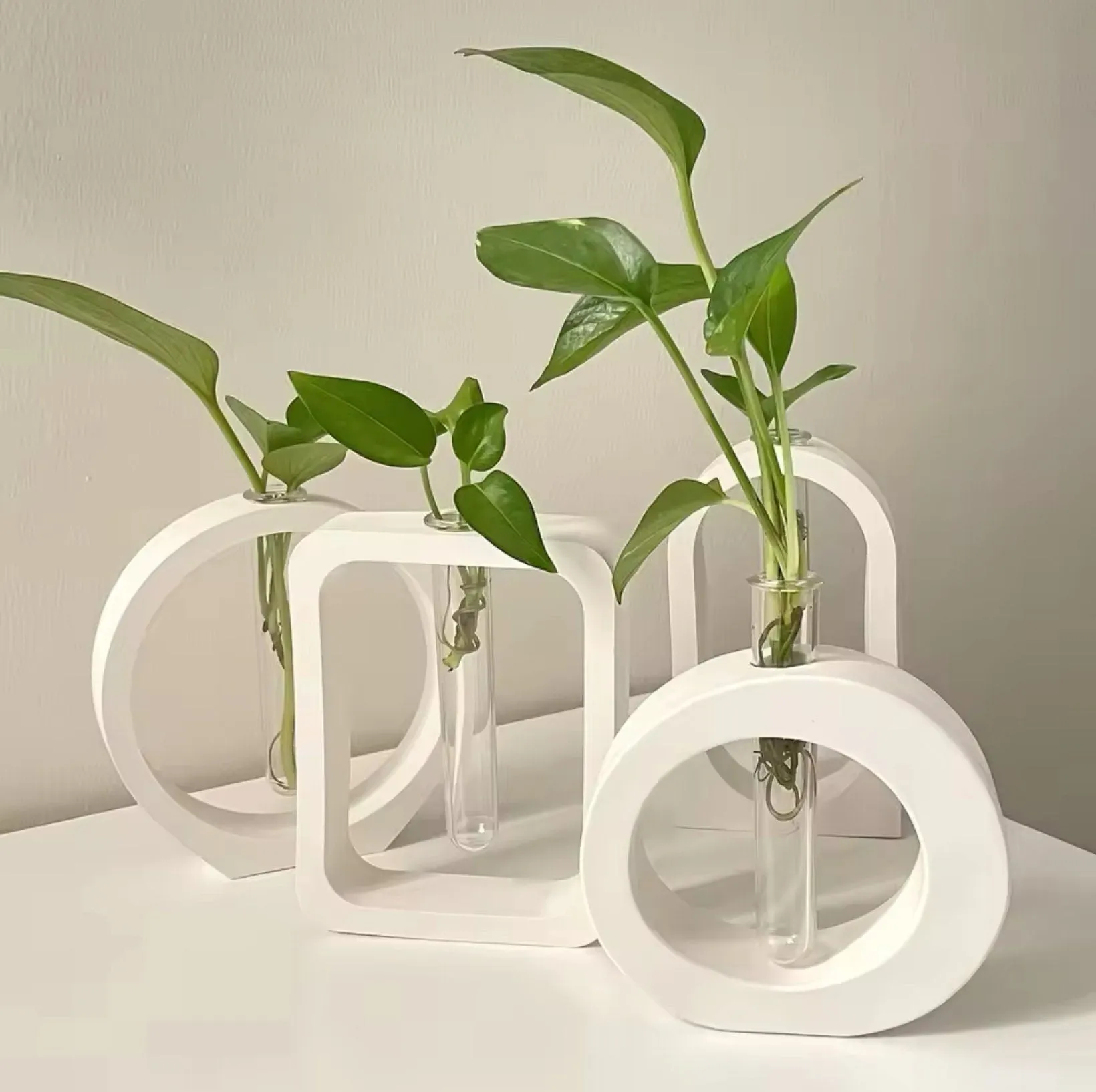 Hydroponic Vase - Vase Shaped Propagation Station - Room Diffuser