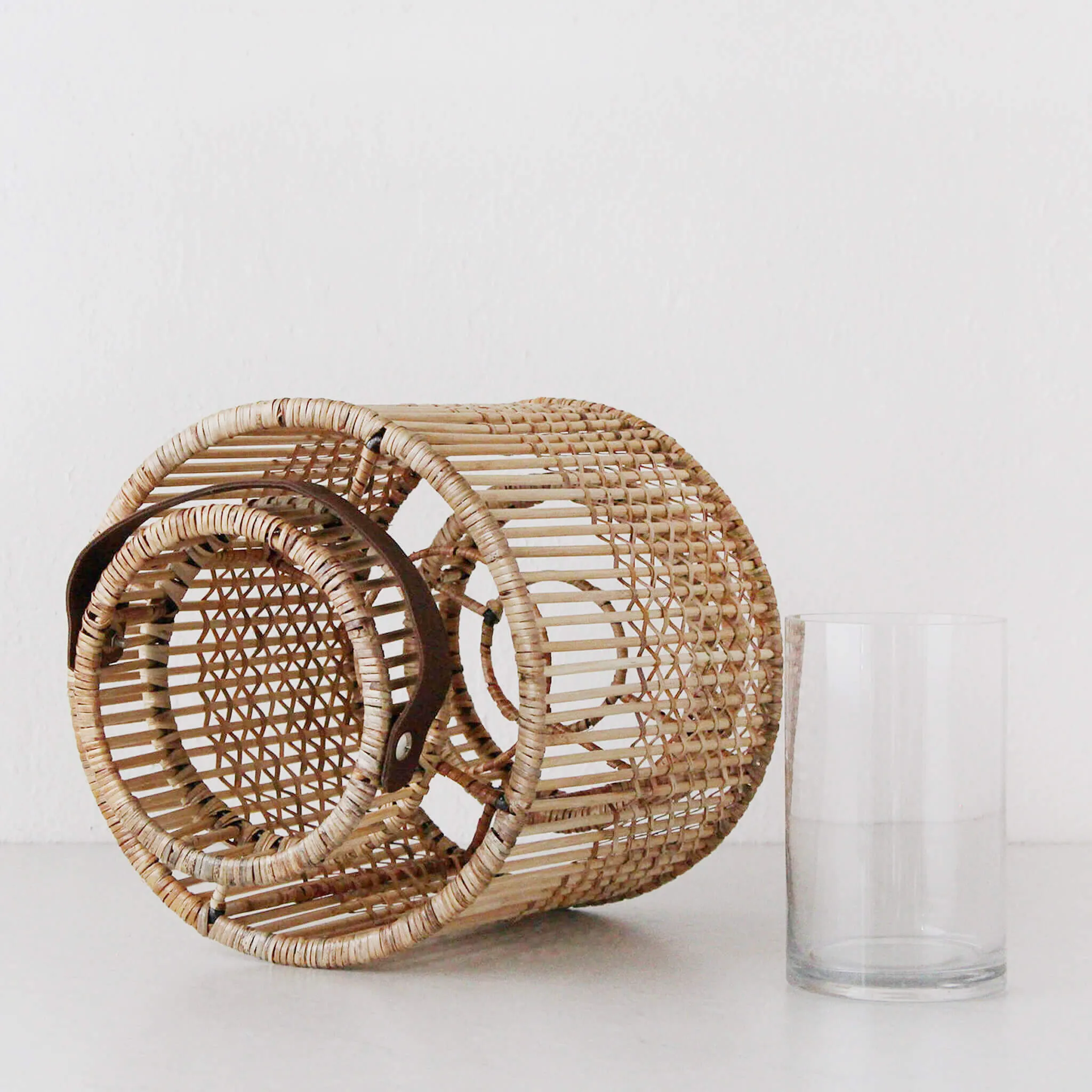 LE PORTIV RATTAN LANTERN  |  LARGE  |  NATURAL RATTAN
