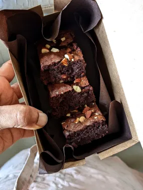 Mini box of Belgian Chocolate & Almond Gooey Brownie