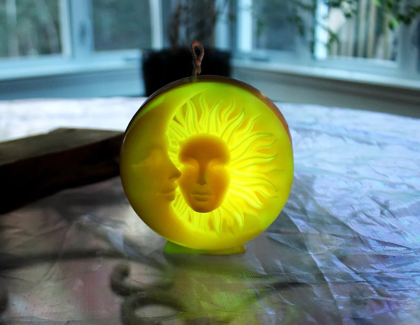 Moon and Sun Candle / Glow in the Dark / Celestrial Candle / Natural Soy Wax /