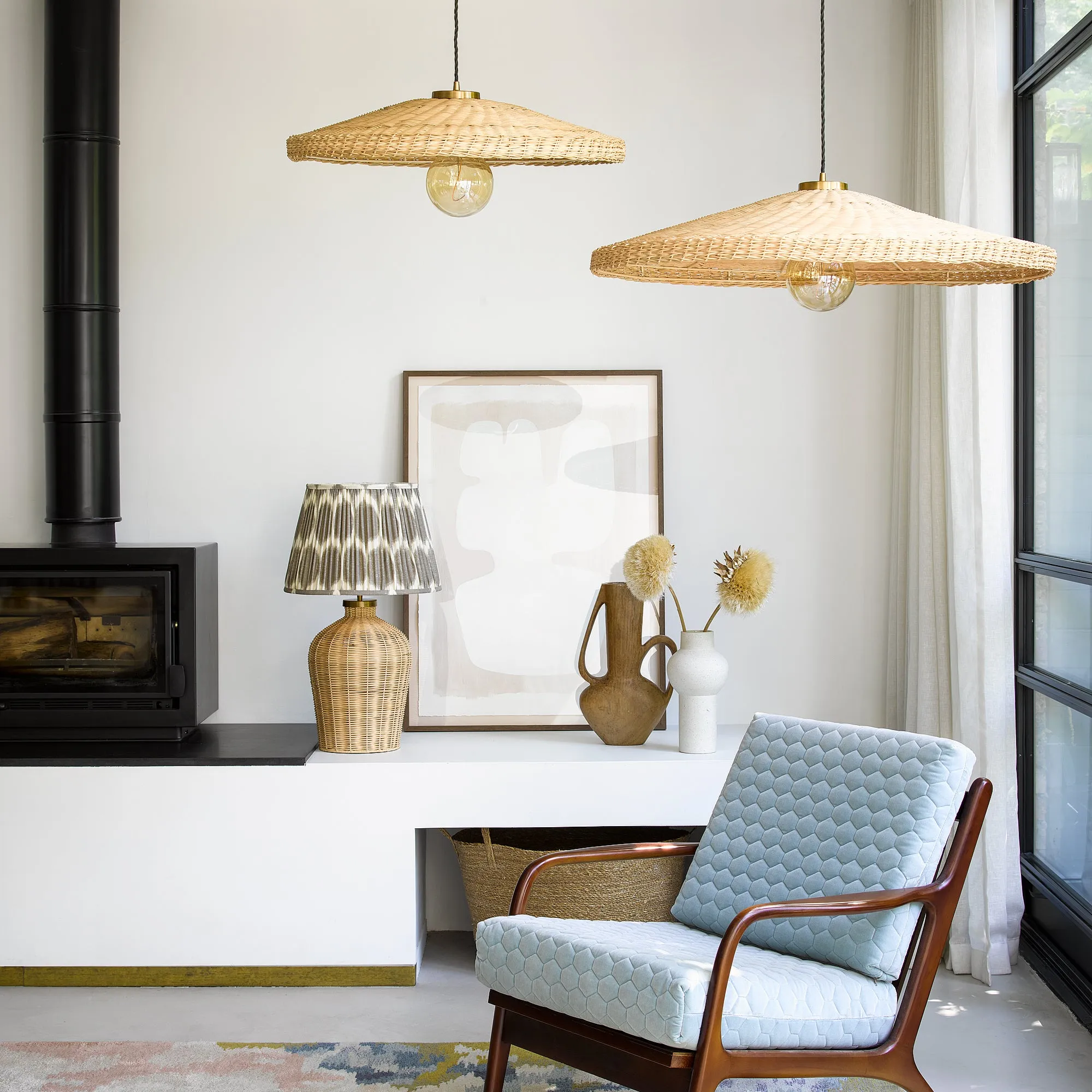 Regular Rattle table lamp in natural cane
