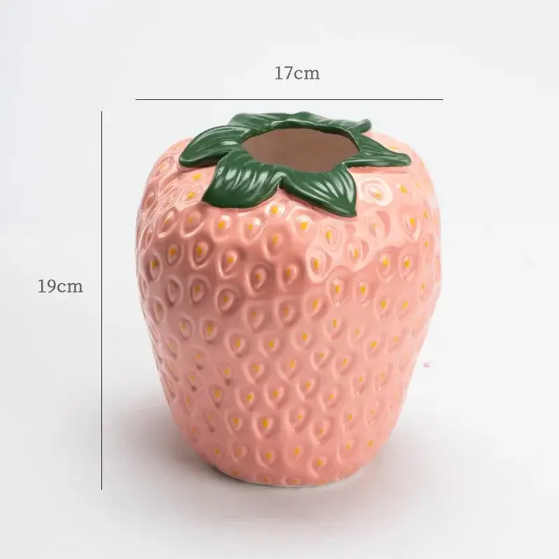 Strawberry Ceramic Vase – Playful & Stylish Home Decor
